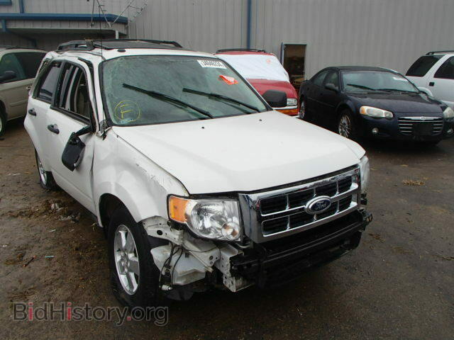 Фотография 1FMCU0DG9BKA03975 - FORD ESCAPE 2011