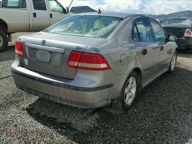 2004 SAAB 9 3 - VIN: YS3FB45SX41028953 - Photo 4