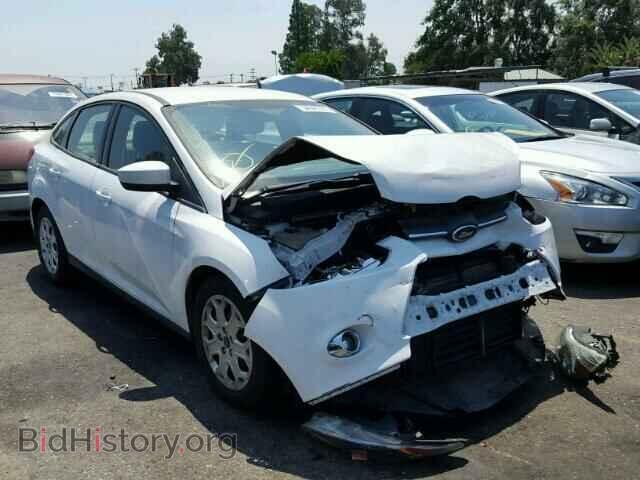 Photo 1FAHP3F28CL258090 - FORD FOCUS 2012