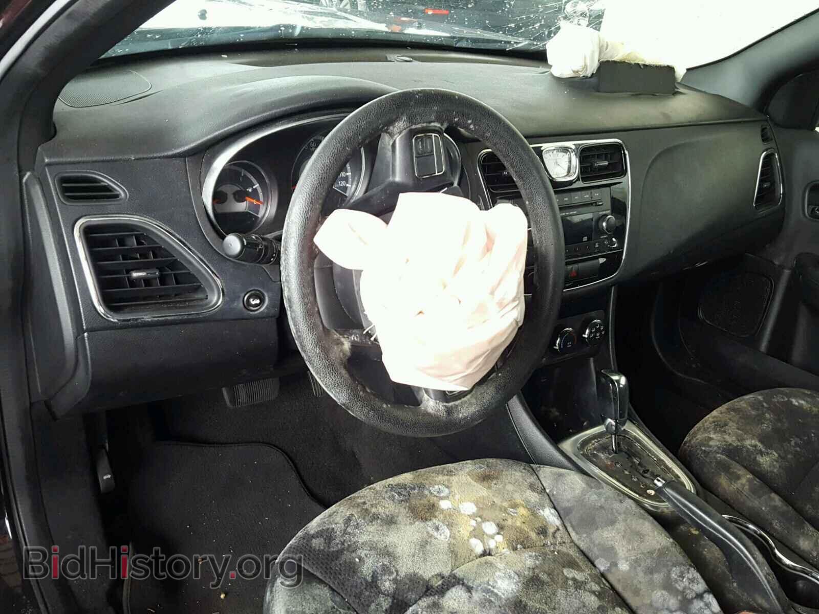 2012 CHRYSLER 200 - VIN: 1C3CCBAB5CN272913 - Фото 9