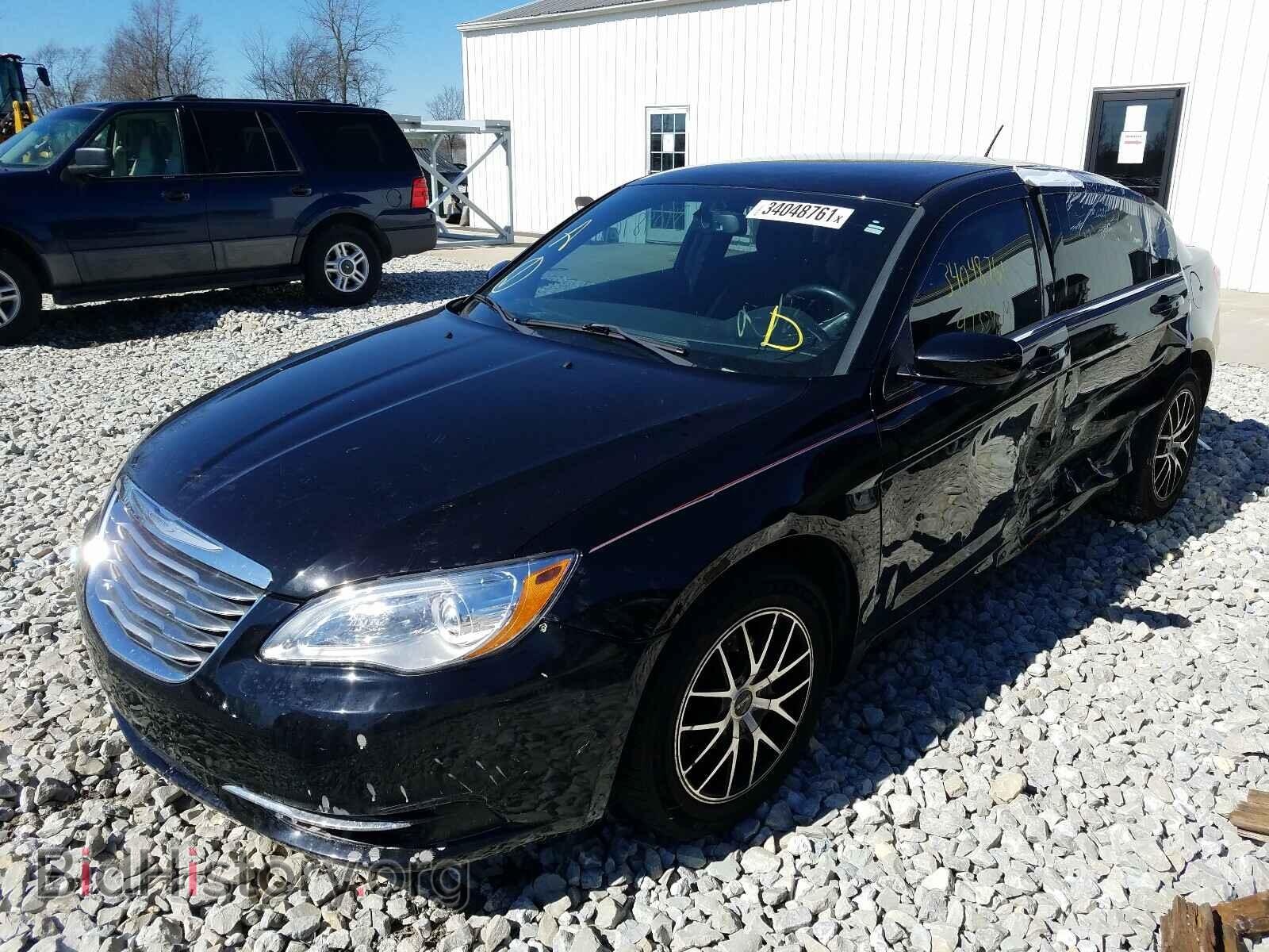 2014 CHRYSLER 200 - VIN: 1C3CCBBB9EN112230 - Фото 2
