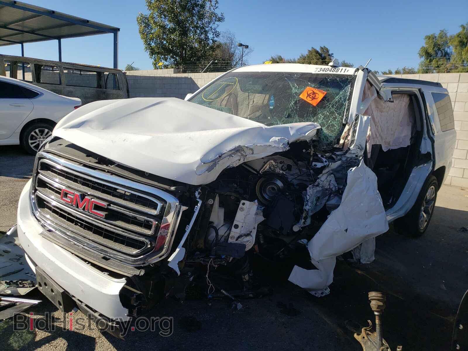 2017 GMC YUKON - VIN: 1GKS1AKC3HR248127 - Фото 2