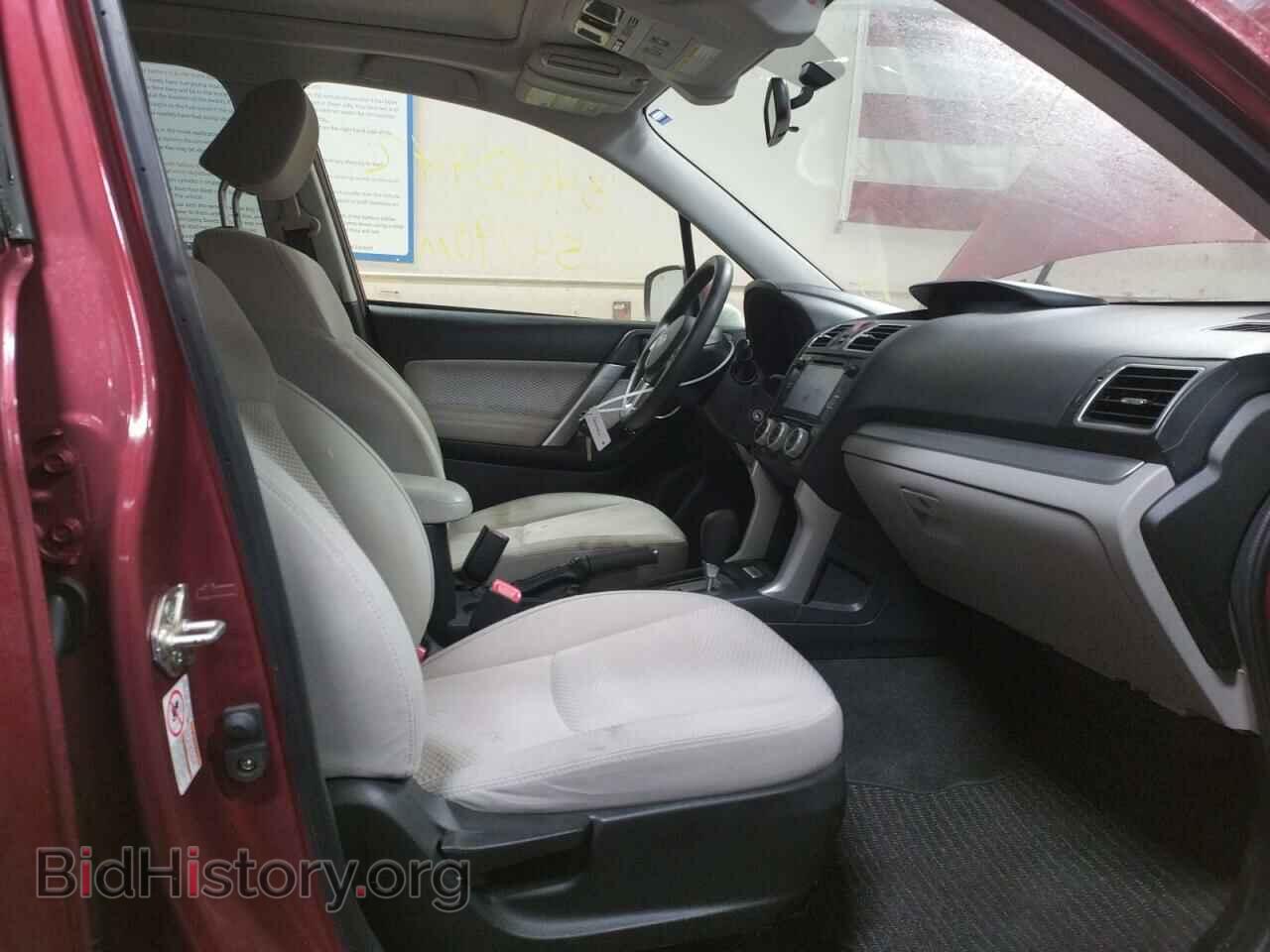 2017 SUBARU FORESTER - VIN: JF2SJAGC4HH586776 - Фото 5