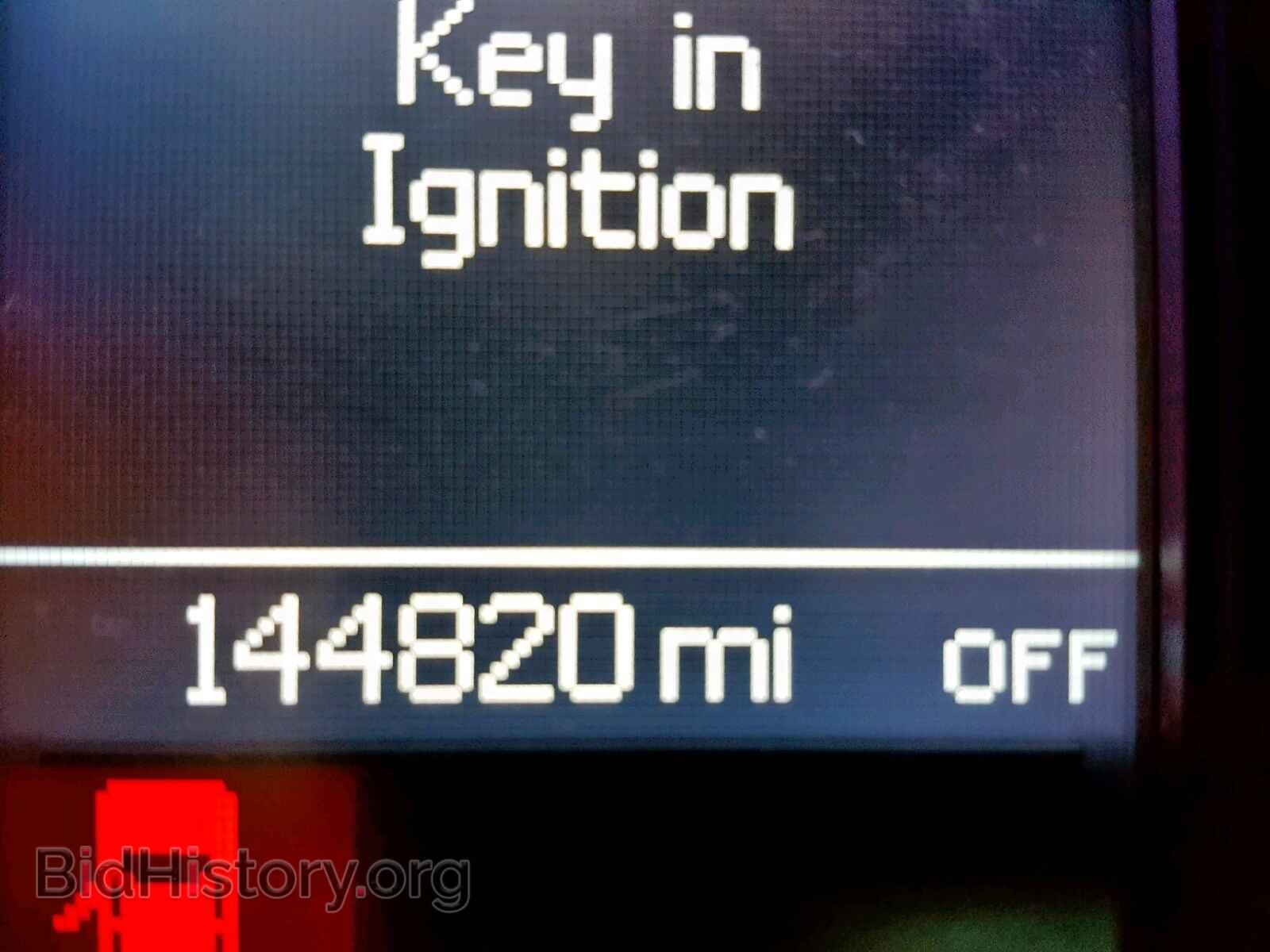 2011 CHRYSLER TOWN & COU - VIN: 2A4RR8DG2BR708577 - Photo 8