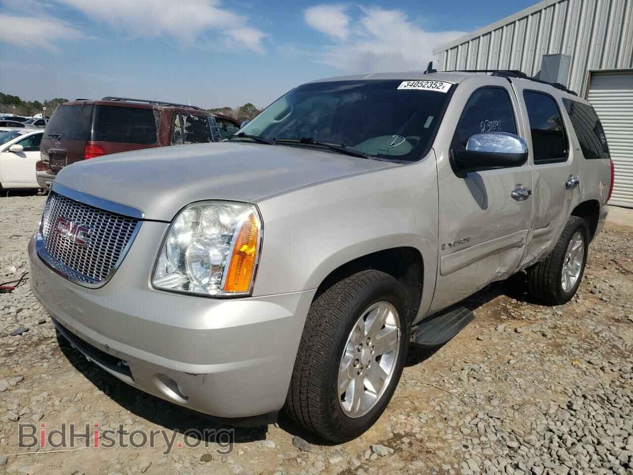 2008 GMC YUKON - VIN: 1GKFC13018J224150 - Фото 2