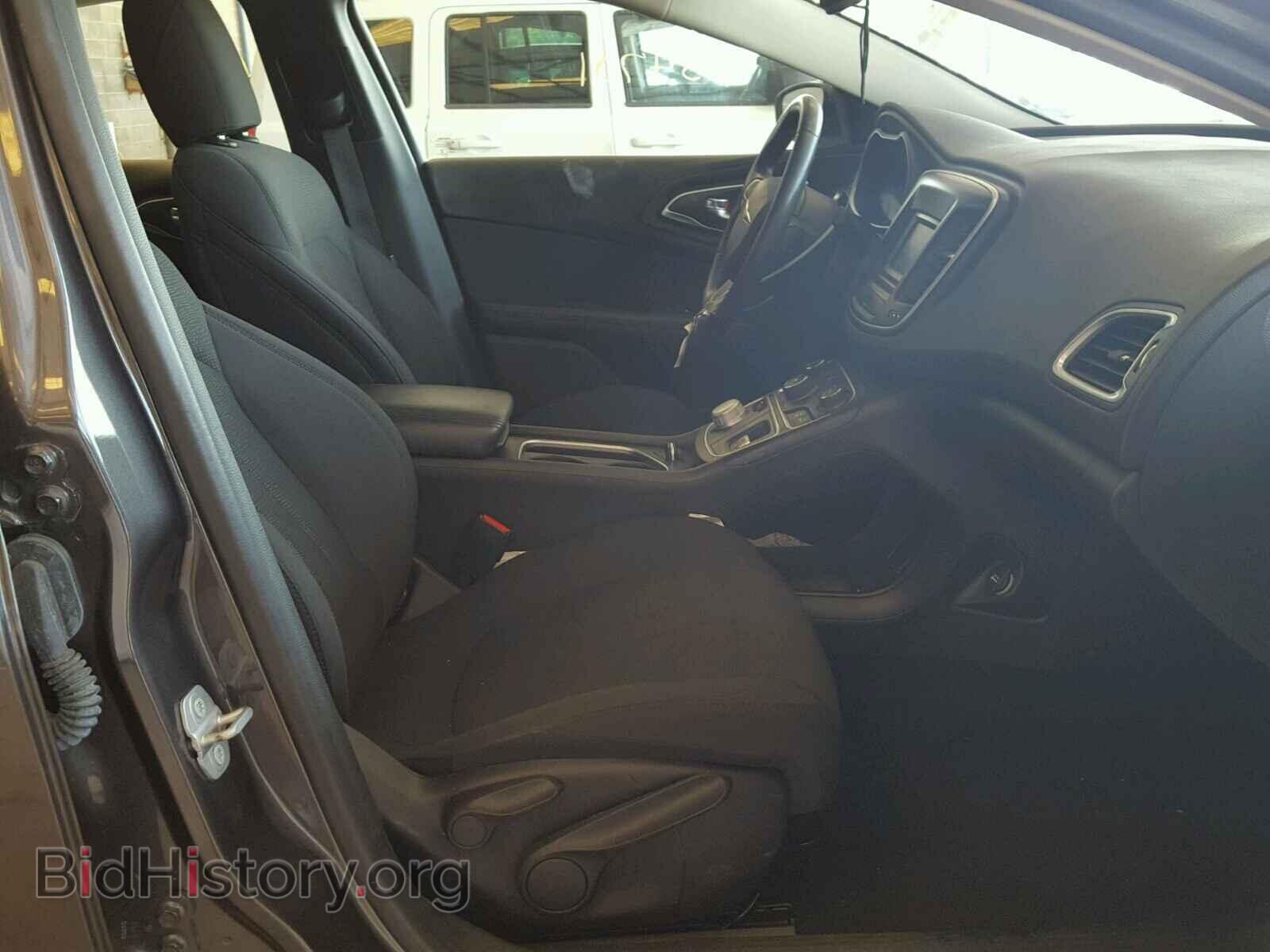 2016 CHRYSLER 200 - VIN: 1C3CCCAB2GN111107 - Photo 5