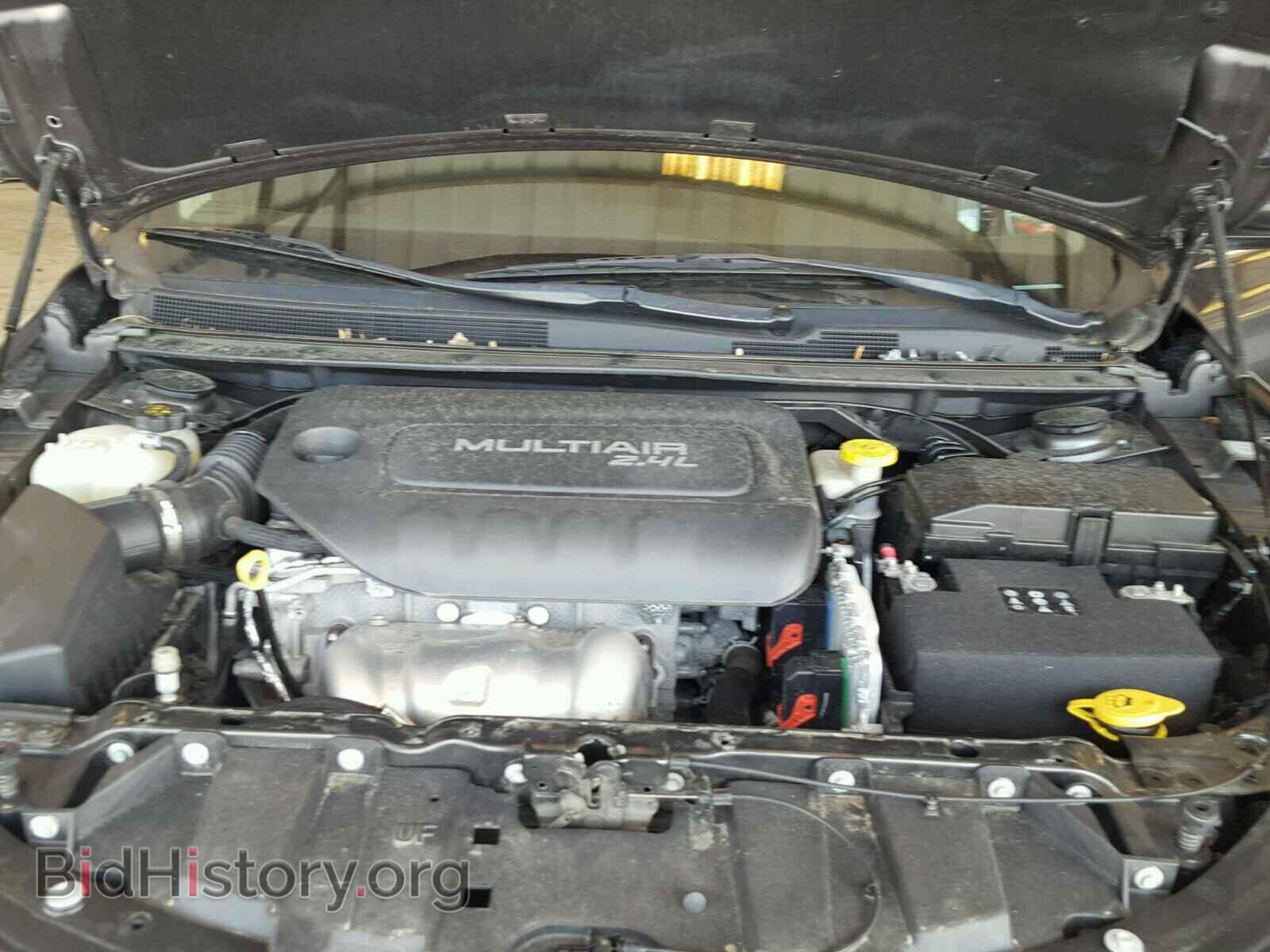 2016 CHRYSLER 200 - VIN: 1C3CCCAB2GN111107 - Photo 7