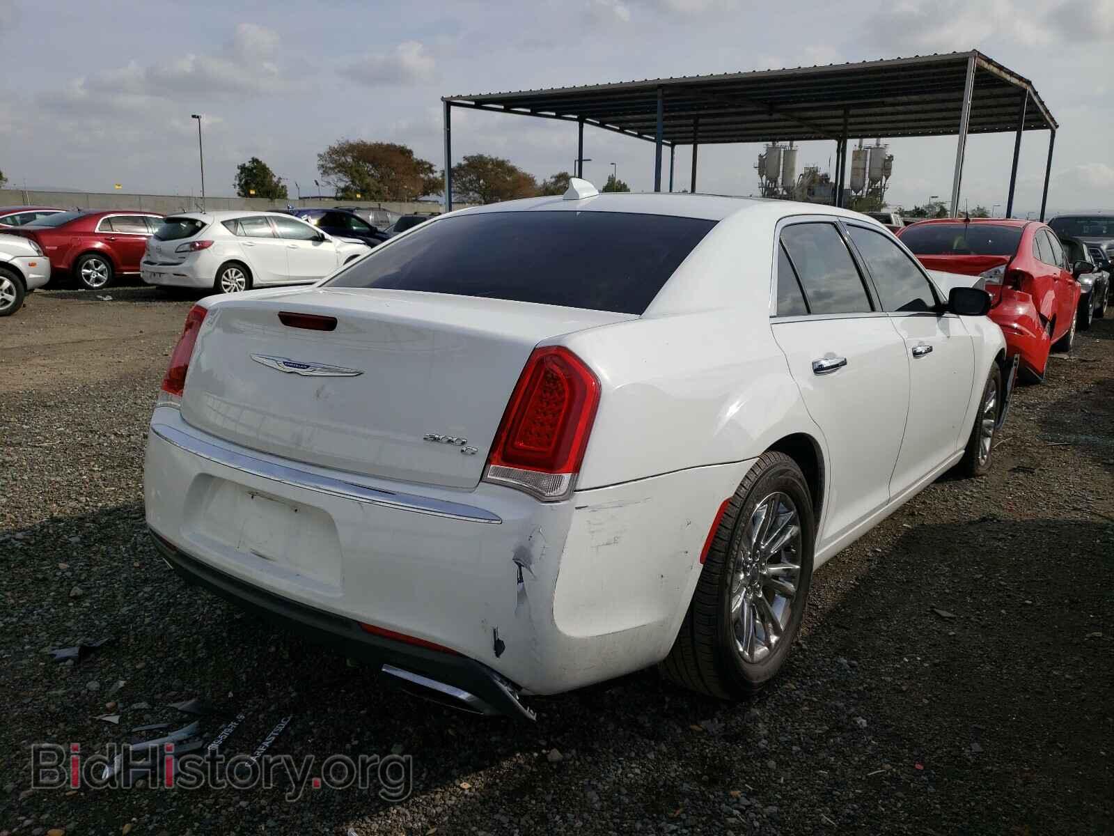 2017 CHRYSLER 300 - VIN: 2C3CCAEG9HH646097 - Фото 4