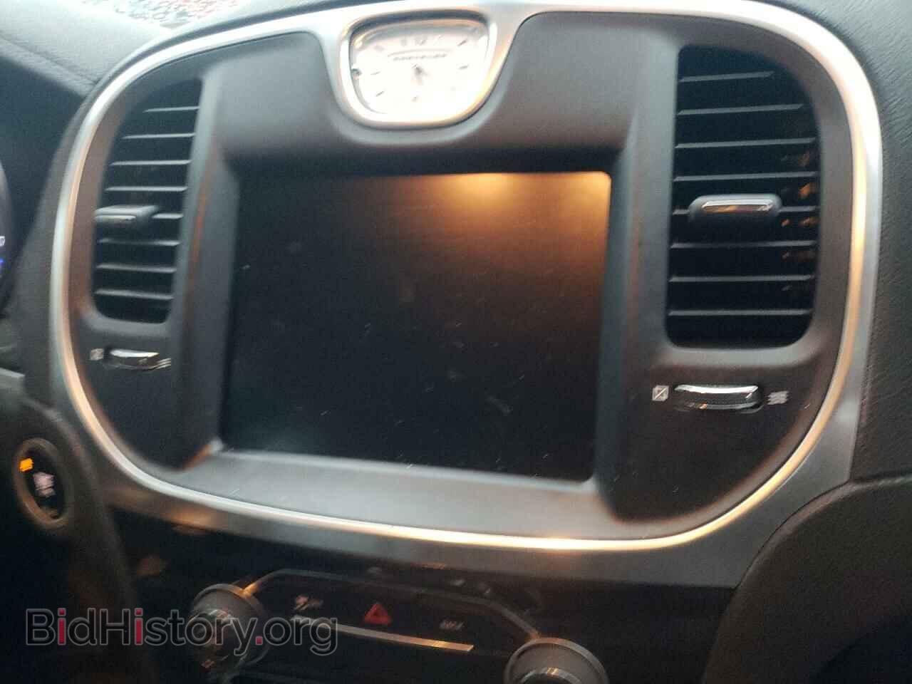 2015 CHRYSLER 300 - VIN: 2C3CCAAG0FH930415 - Фото 9
