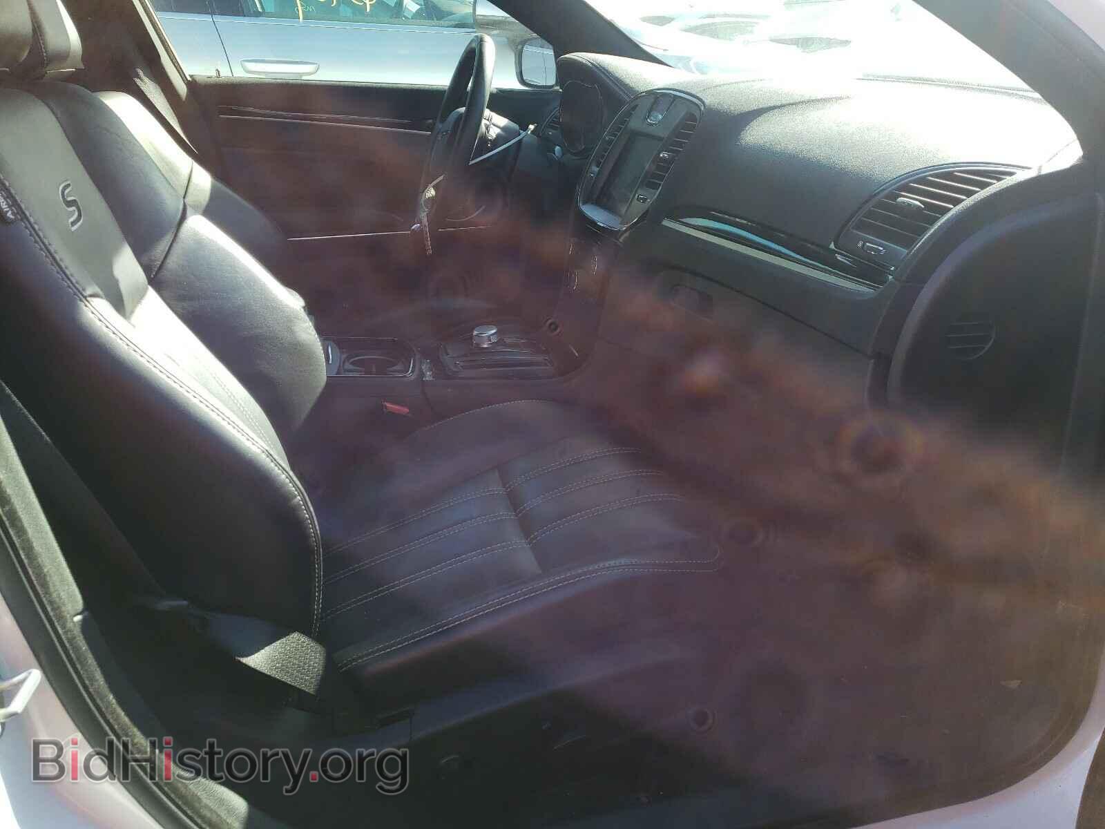 2018 CHRYSLER 300 - VIN: 2C3CCABG0JH239909 - Фото 5