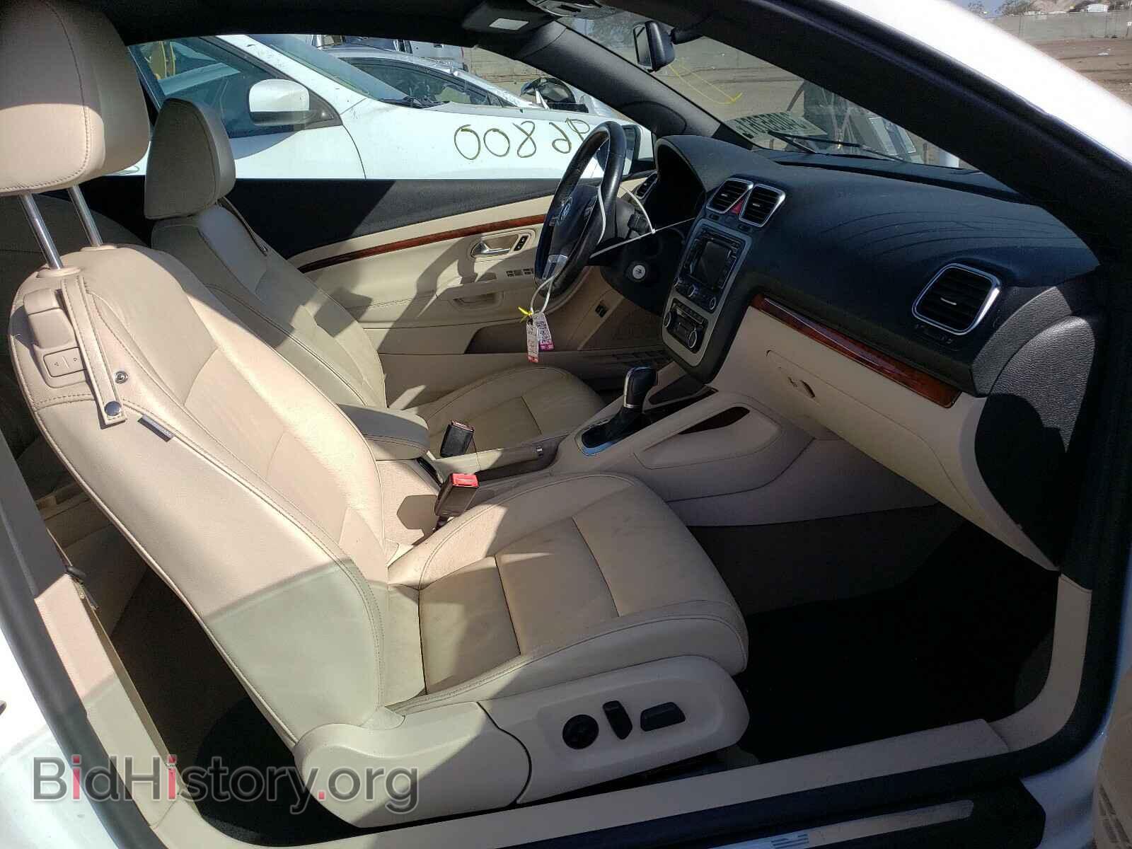 2012 VOLKSWAGEN EOS - VIN: WVWFW7AH1CV010209 - Фото 5