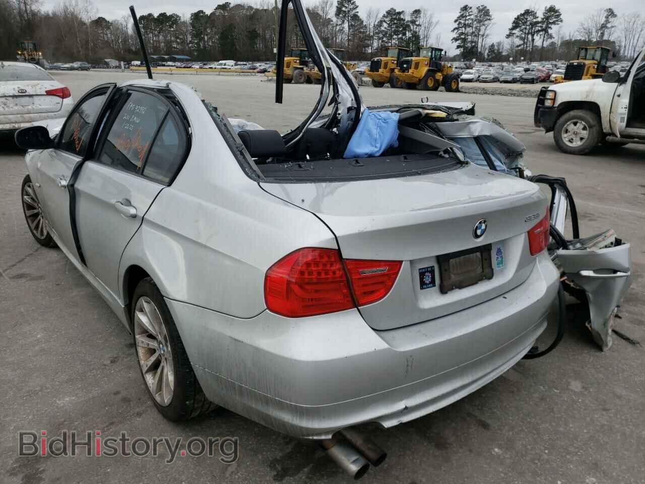 2011 BMW 3 SERIES - VIN: WBAPH7C55BE683615 - Фото 3