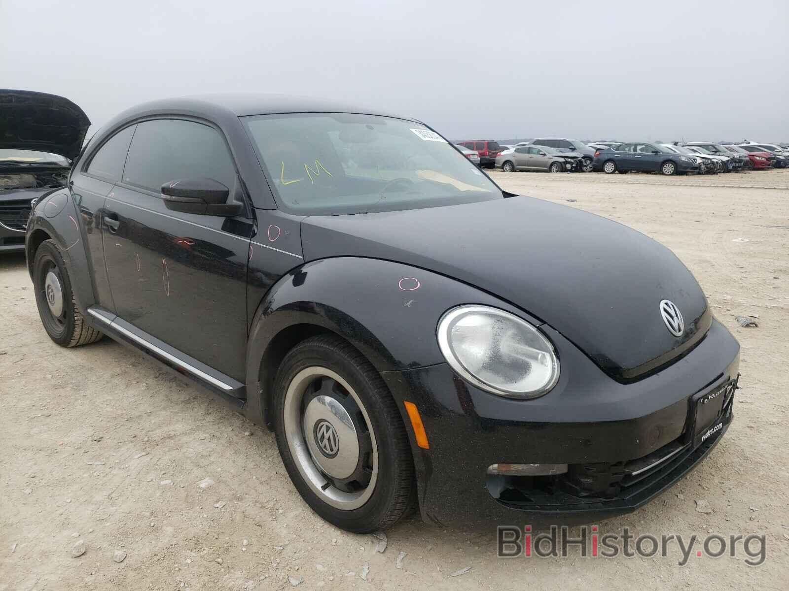 Photo 3VWF17ATXGM638463 - VOLKSWAGEN BEETLE 2016