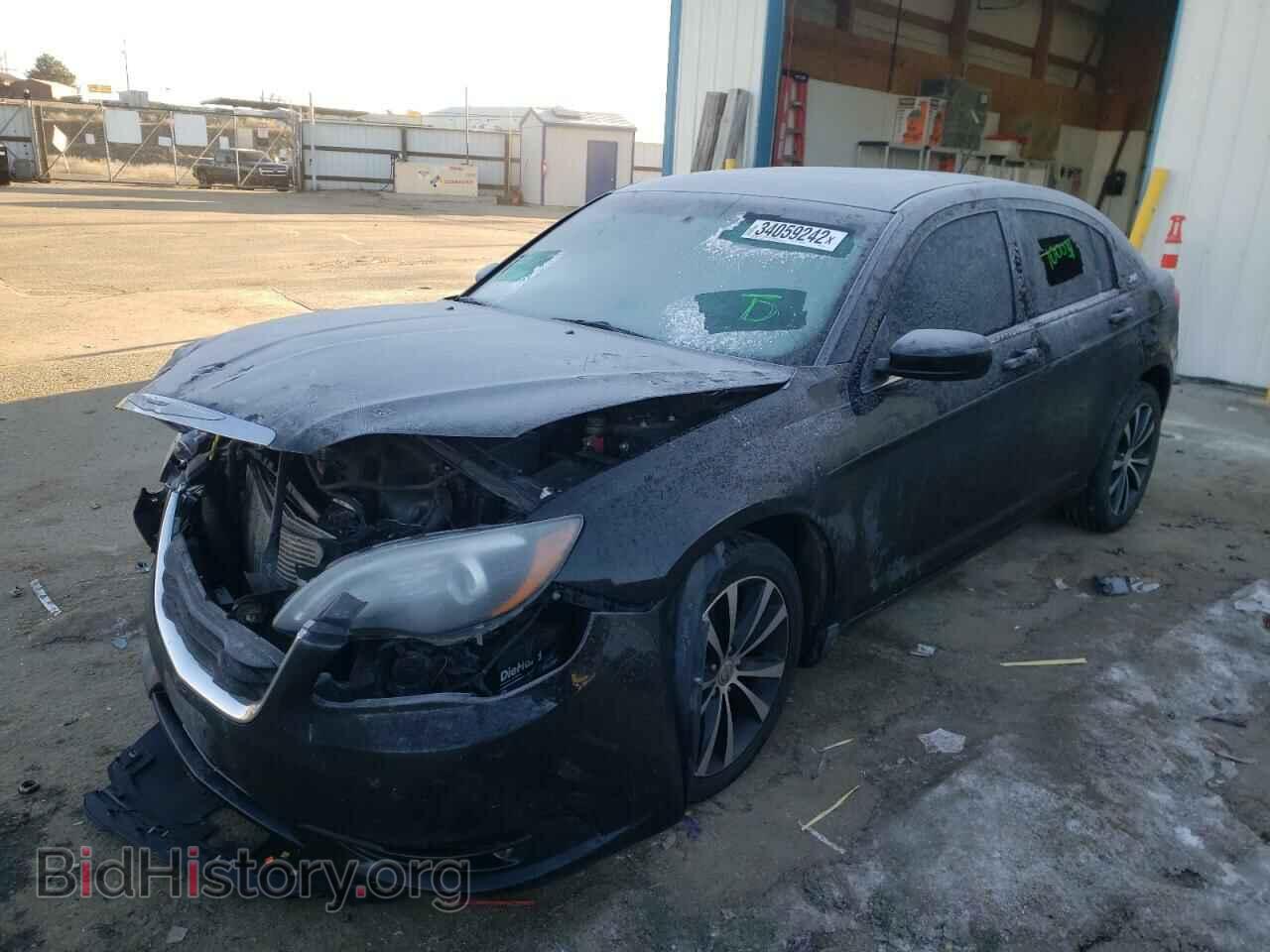 2013 CHRYSLER 200 - VIN: 1C3CCBCG0DN501511 - Фото 2