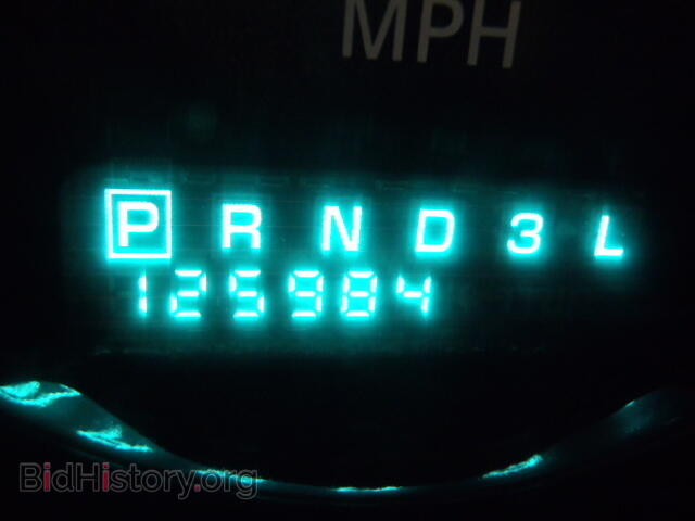2005 CHRYSLER SEBRING - VIN: 1C3EL46X45N592543 - Фото 8
