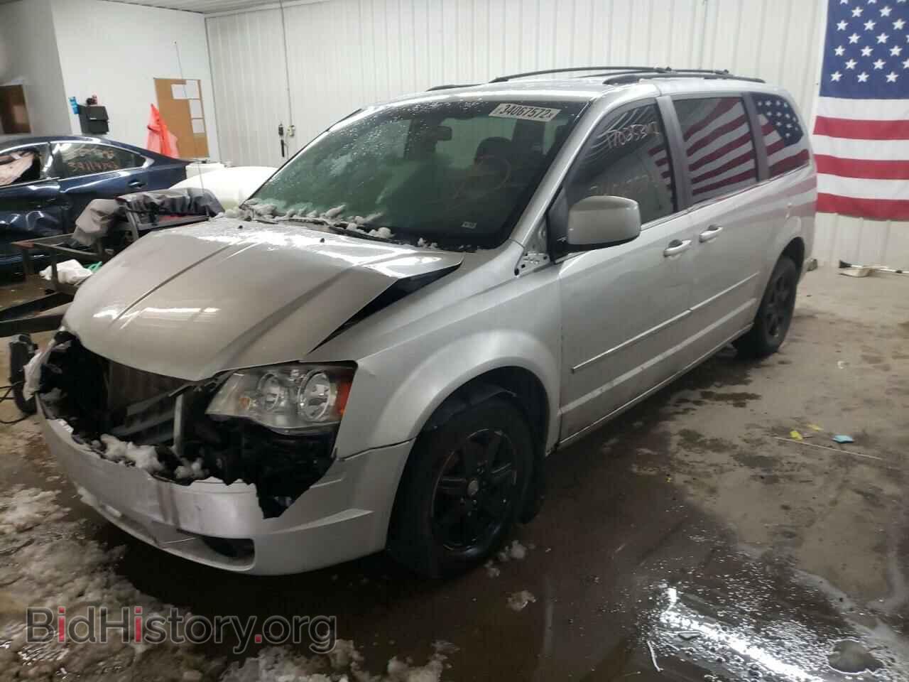 2010 CHRYSLER MINIVAN - VIN: 2A4RR5D11AR243752 - Фото 2