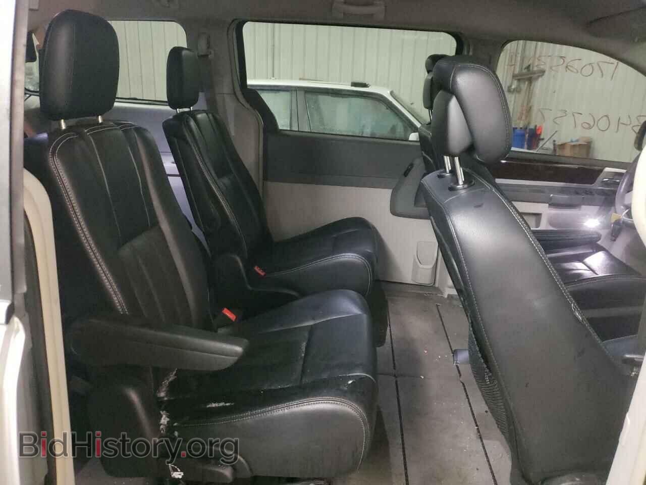 2010 CHRYSLER MINIVAN - VIN: 2A4RR5D11AR243752 - Фото 6