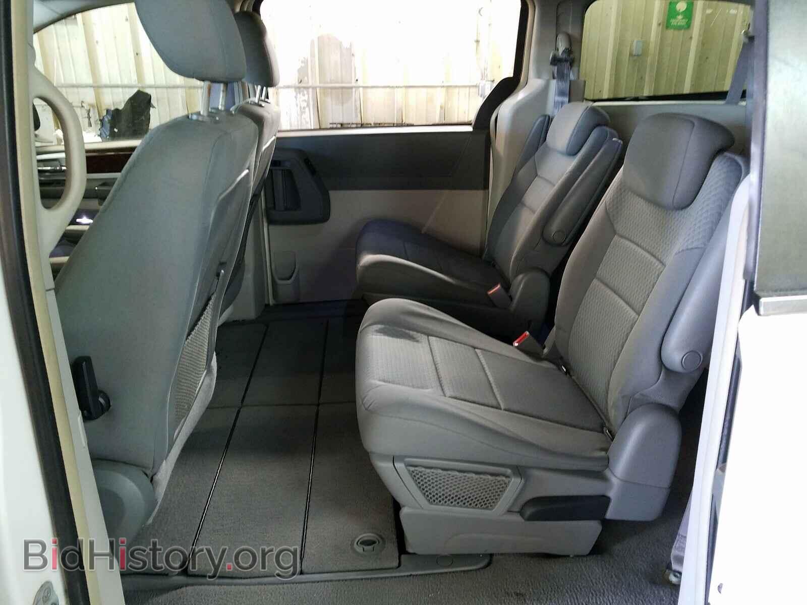 2010 CHRYSLER MINIVAN - VIN: 2A4RR5D16AR105138 - Фото 6