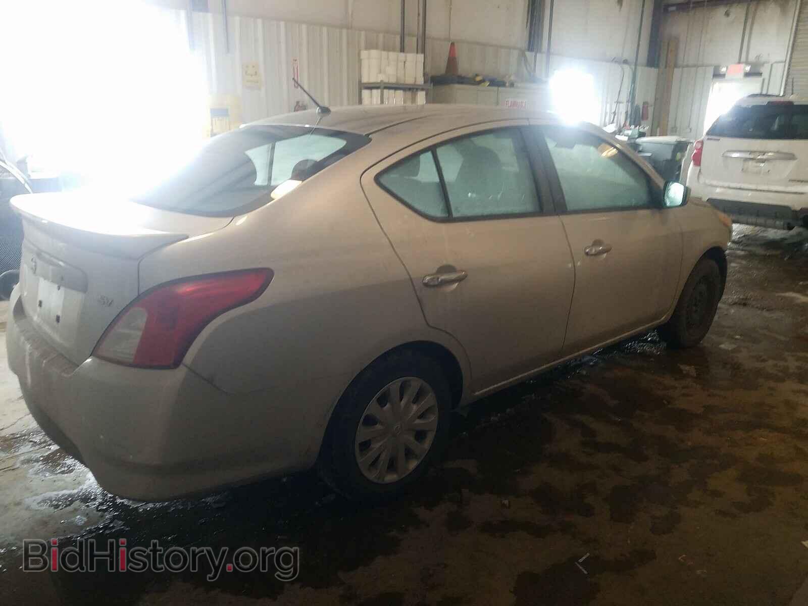 2018 NISSAN VERSA - VIN: 3N1CN7AP8JK409637 - Фото 4