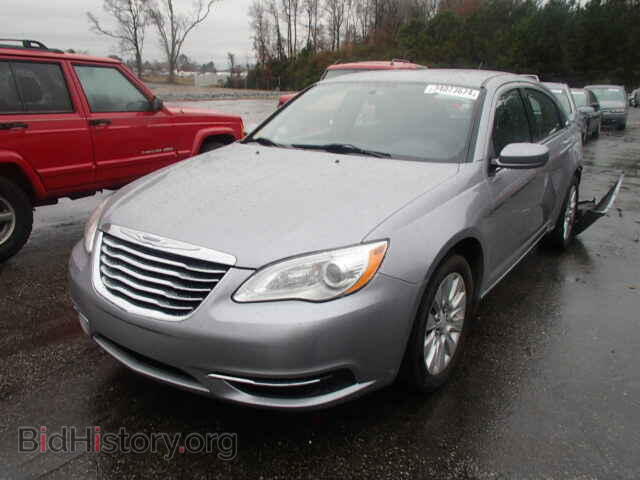 2013 CHRYSLER 200 - VIN: 1C3CCBAB3DN642273 - Фото 2