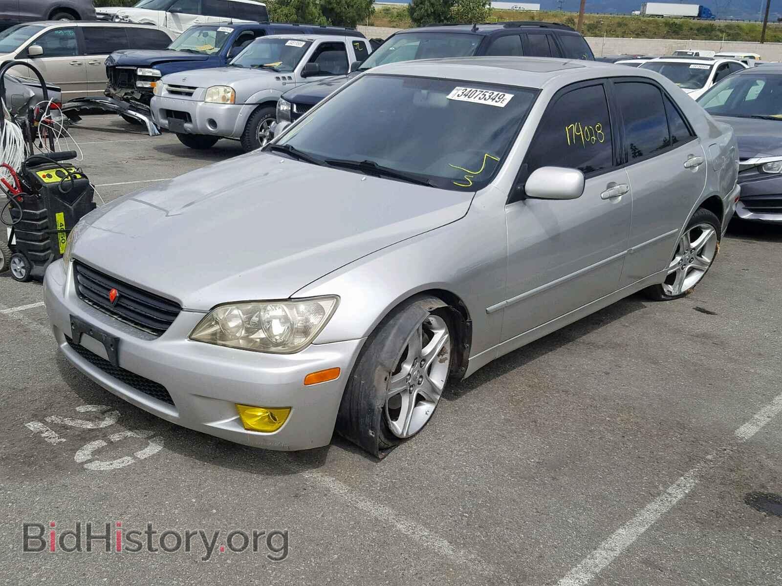 2002 LEXUS IS - VIN: JTHBD192420057357 - Фото 2
