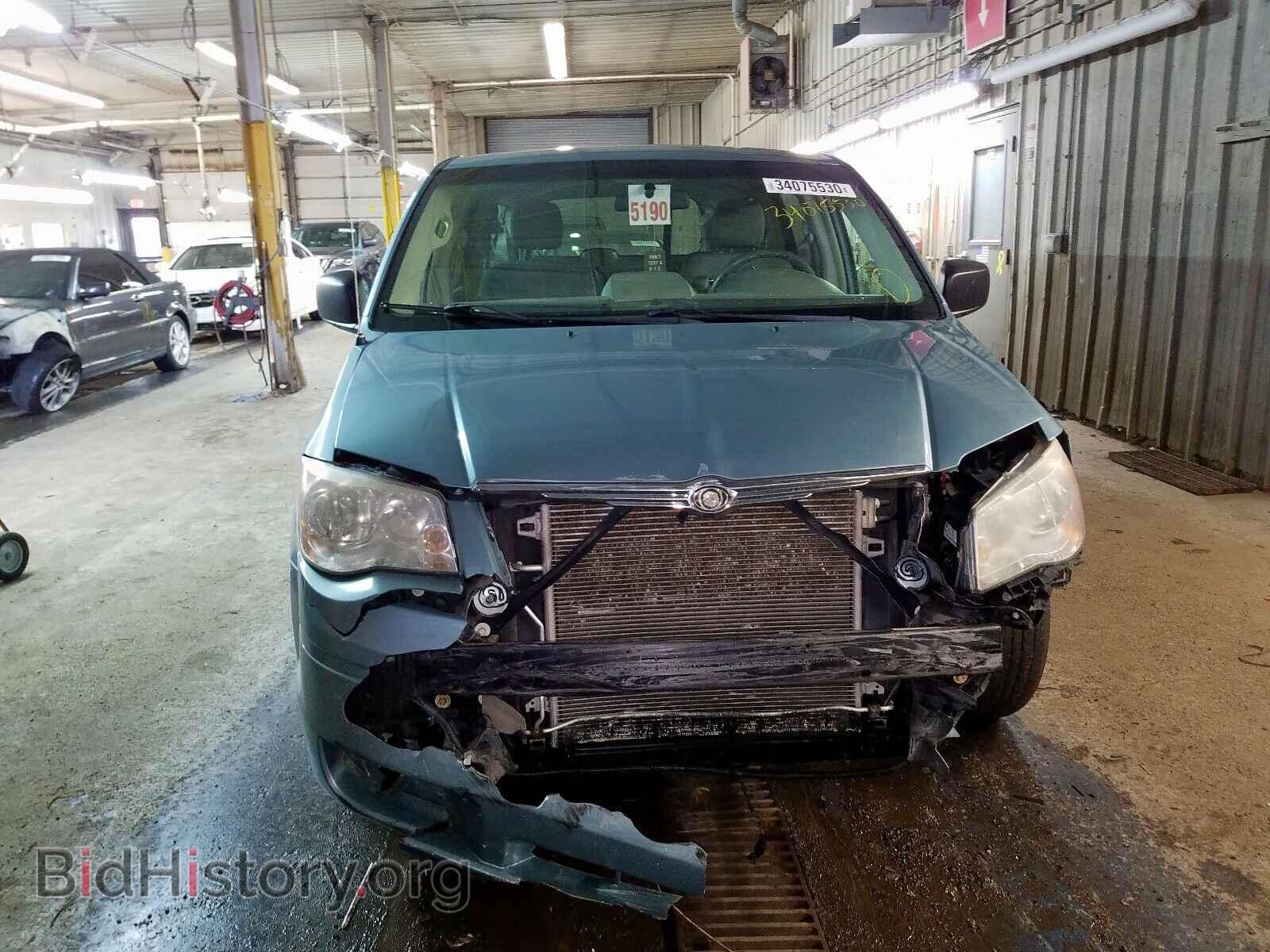 2009 CHRYSLER MINIVAN - VIN: 2A8HR44E09R606870 - Фото 9