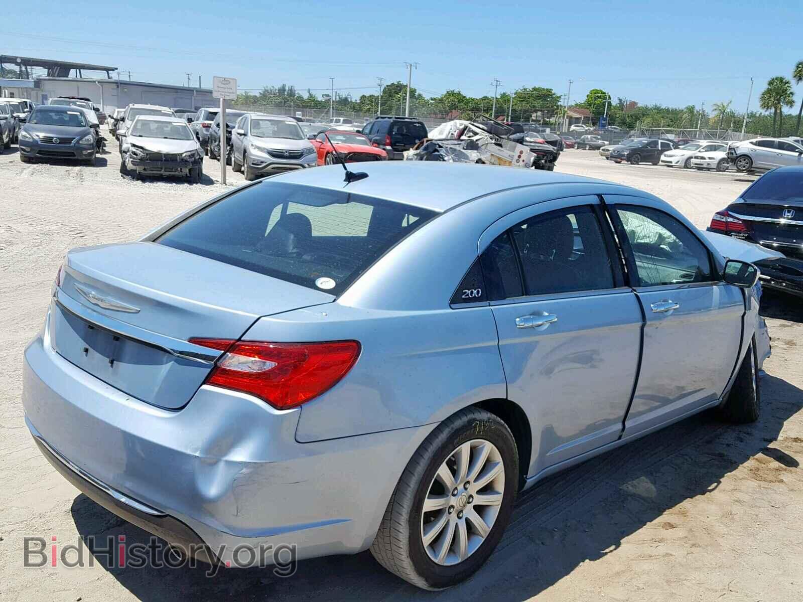 2013 CHRYSLER 200 - VIN: 1C3CCBCG8DN592446 - Photo 4