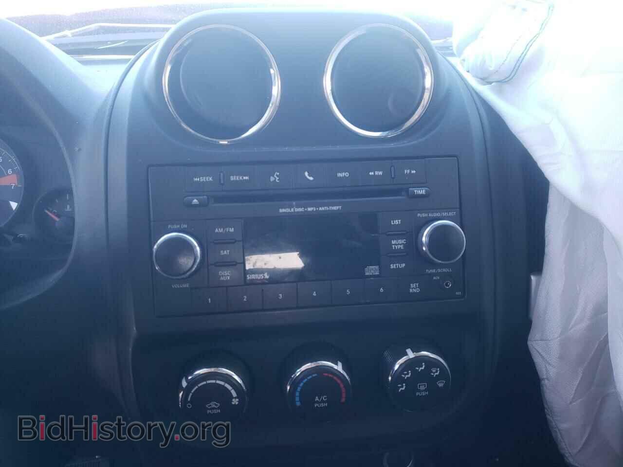 2016 JEEP COMPASS - VIN: 1C4NJDBB0GD509629 - Фото 9