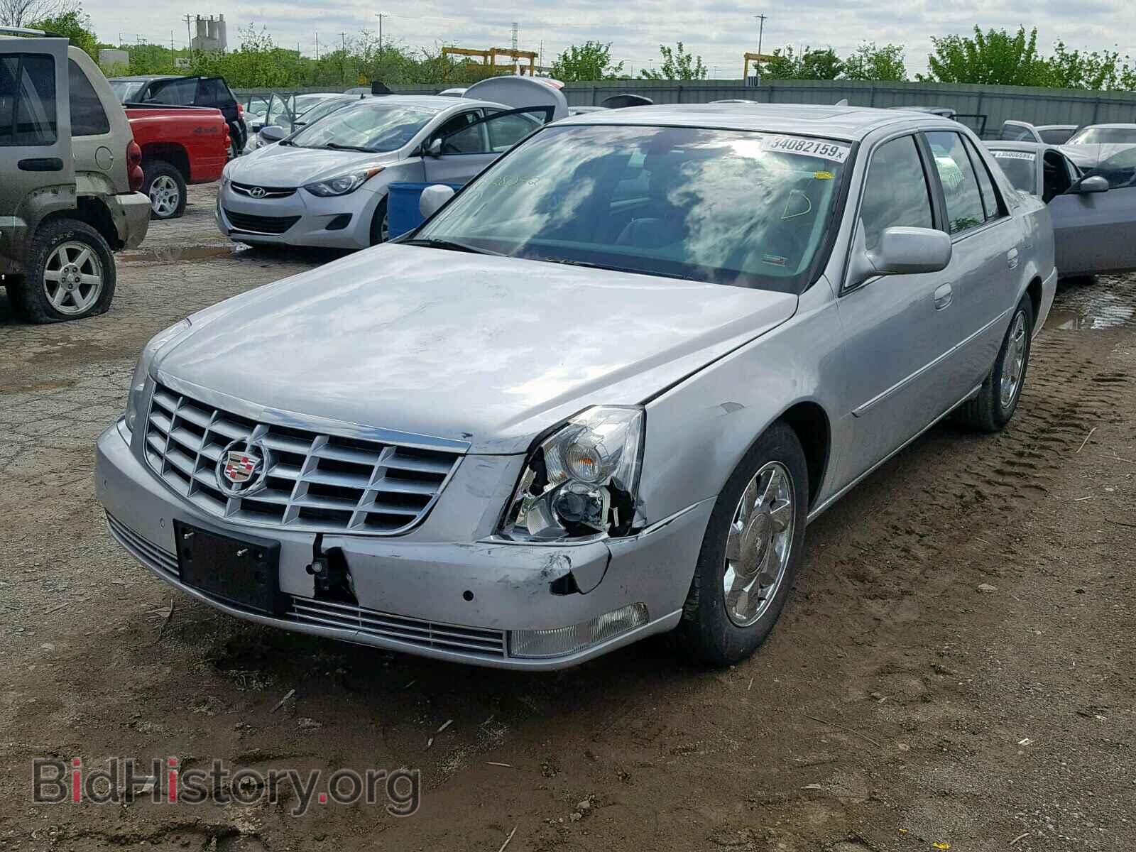 2010 CADILLAC DTS - VIN: 1G6KD5EY2AU128052 - Фото 2