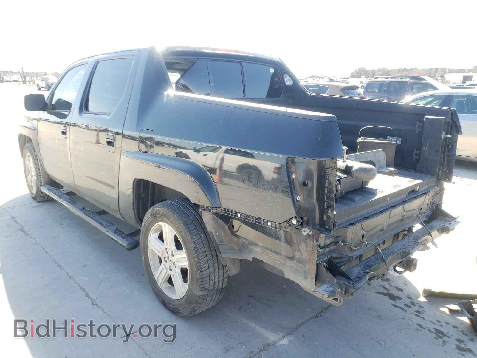 2013 HONDA RIDGELINE - VIN: 5FPYK1F52DB008024 - Фото 3