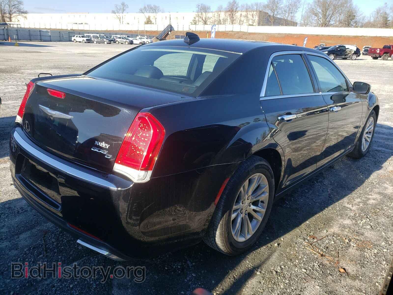 2017 CHRYSLER 300 - VIN: 2C3CCAEG9HH564676 - Фото 2