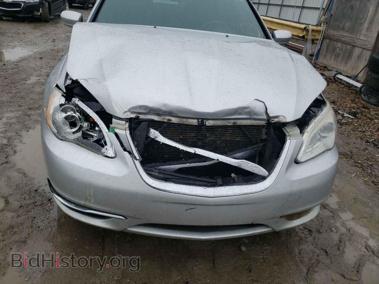 2012 CHRYSLER 200 - VIN: 1C3CCBAB5CN319339 - Фото 9