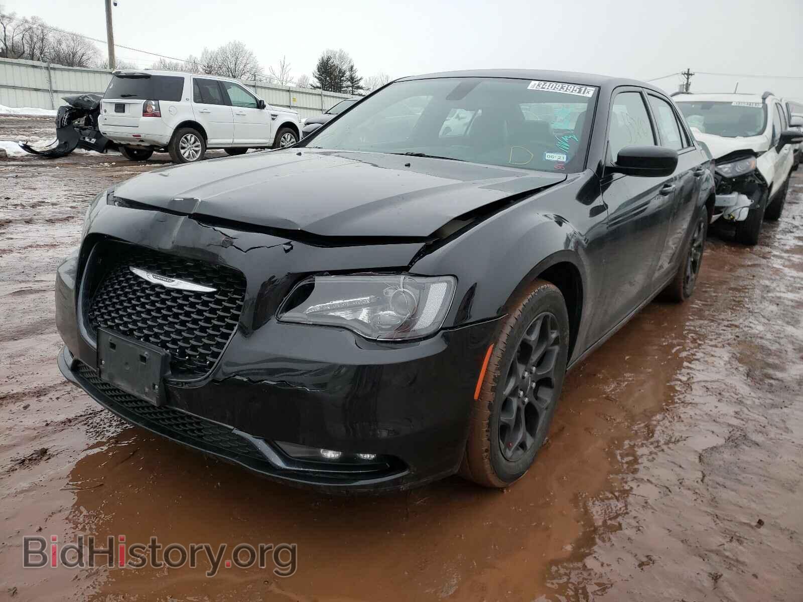 2019 CHRYSLER 300 - VIN: 2C3CCAGG3KH648965 - Фото 2