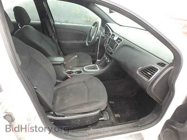 2013 CHRYSLER 200 - VIN: 1C3CCBBB1DN600263 - Фото 5