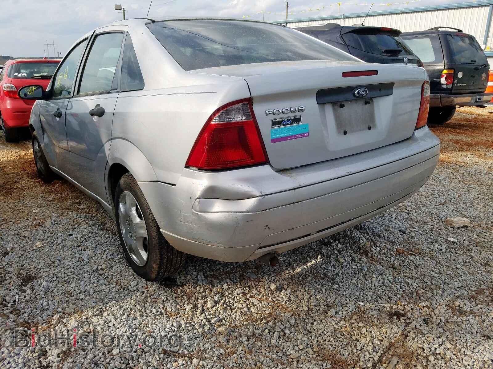 2007 FORD FOCUS - VIN: 1FAFP34N07W197312 - Фото 3