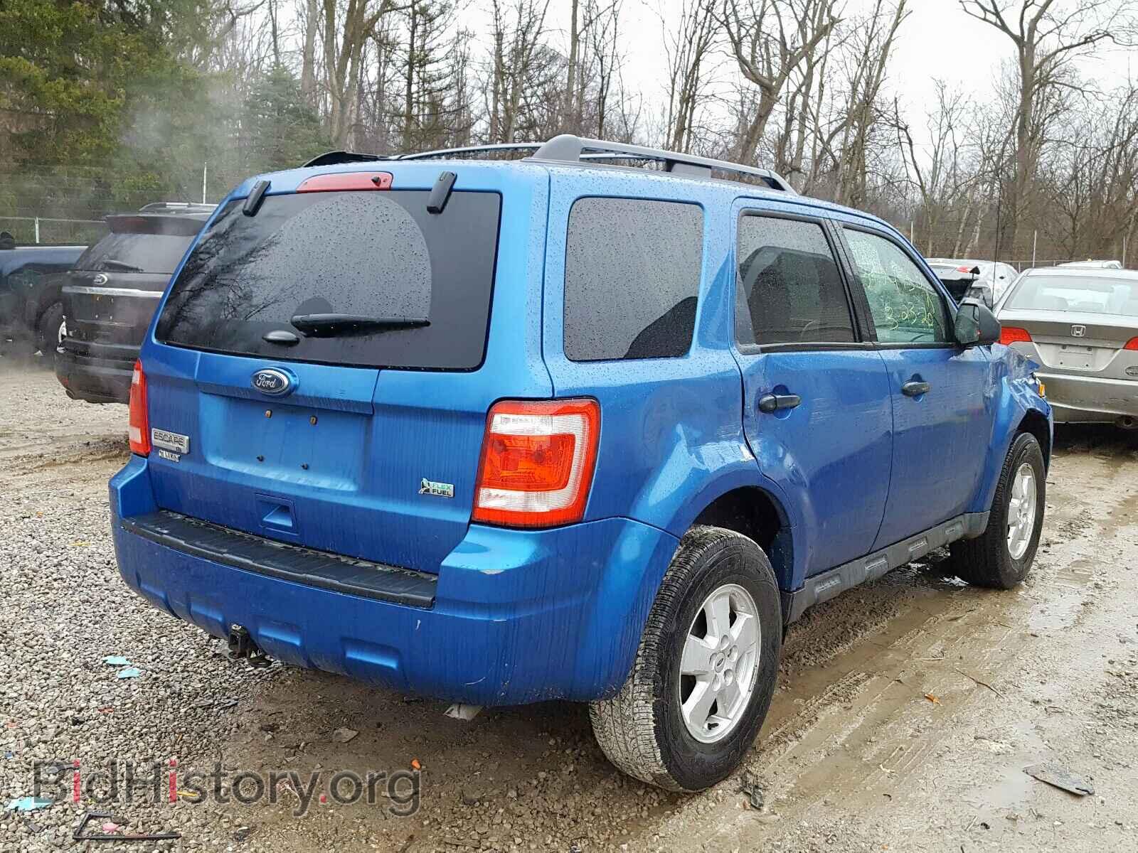 2011 FORD ESCAPE - VIN: 1FMCU0DG0BKC03109 - Фото 4