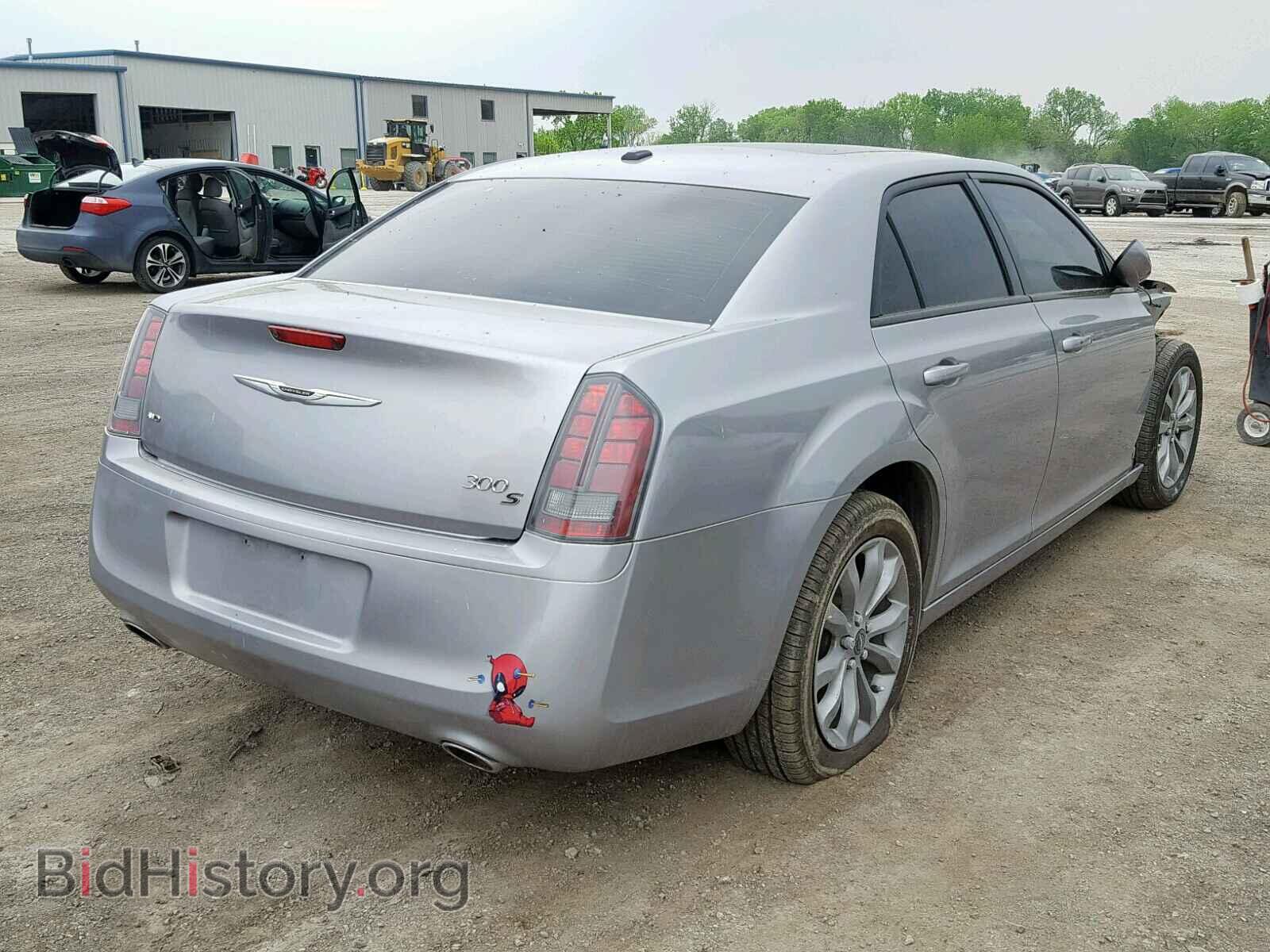2014 CHRYSLER 300 - VIN: 2C3CCAGG7EH283808 - Фото 4