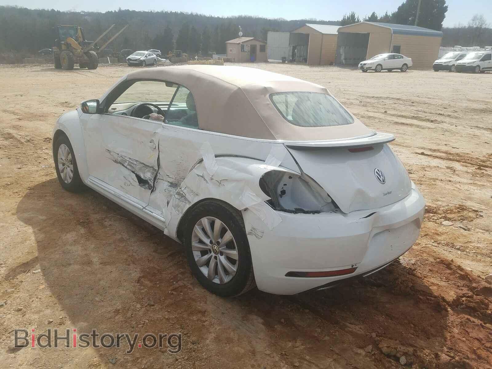 2017 VOLKSWAGEN BEETLE - VIN: 3VW517AT9HM802475 - Фото 3