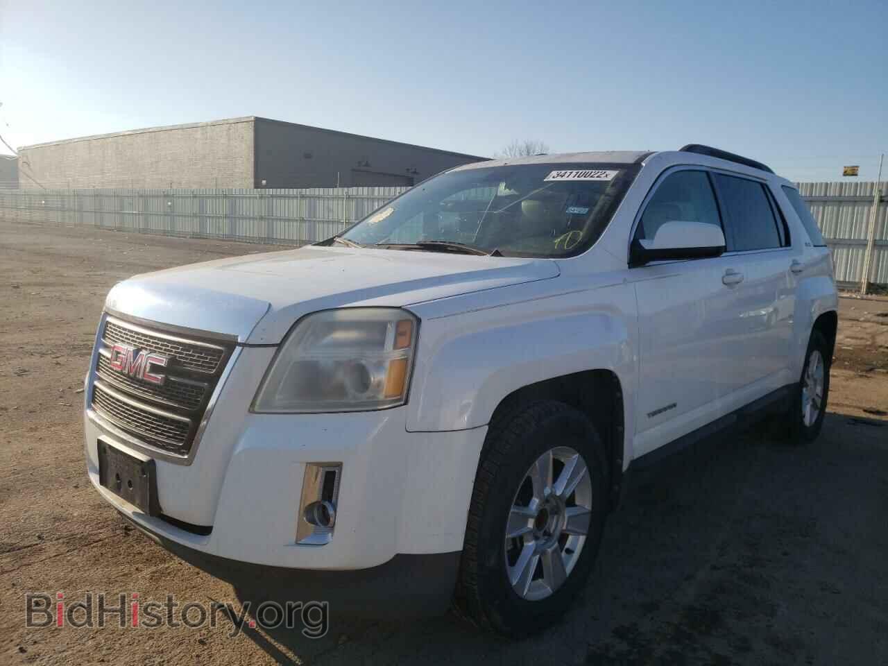 2011 GMC TERRAIN - VIN: 2CTALSEC4B6421017 - Photo 2