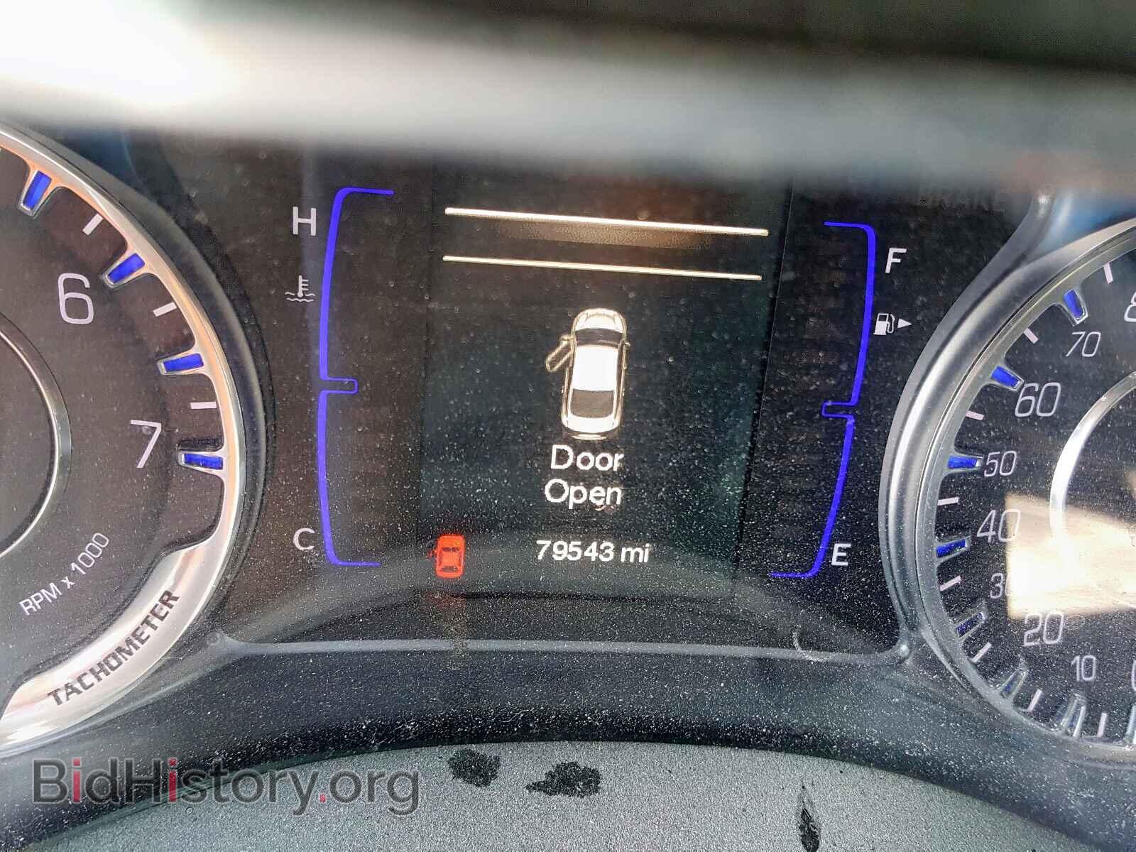 2015 CHRYSLER 200 - VIN: 1C3CCCAB0FN747412 - Фото 8