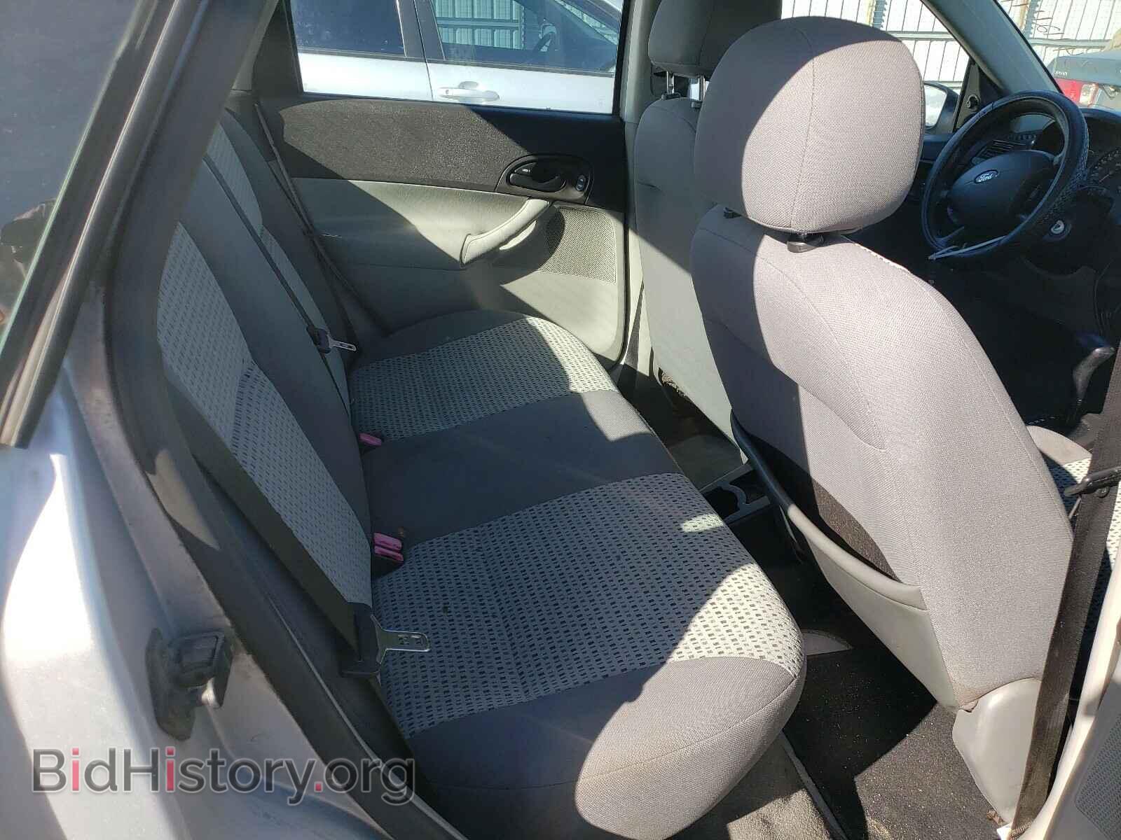 2006 FORD FOCUS - VIN: 1FAFP34N36W207992 - Фото 6