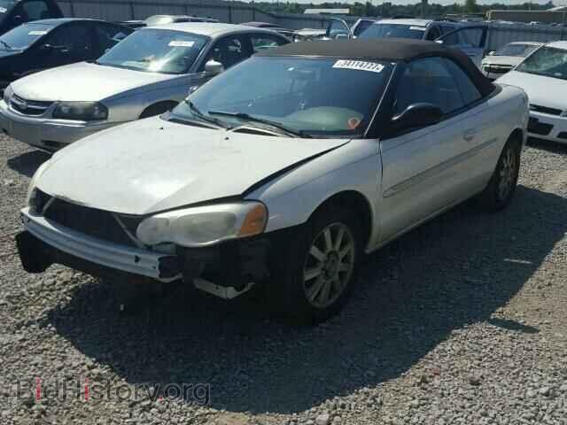 2005 CHRYSLER SEBRING - VIN: 1C3EL75RX5N595659 - Фото 2