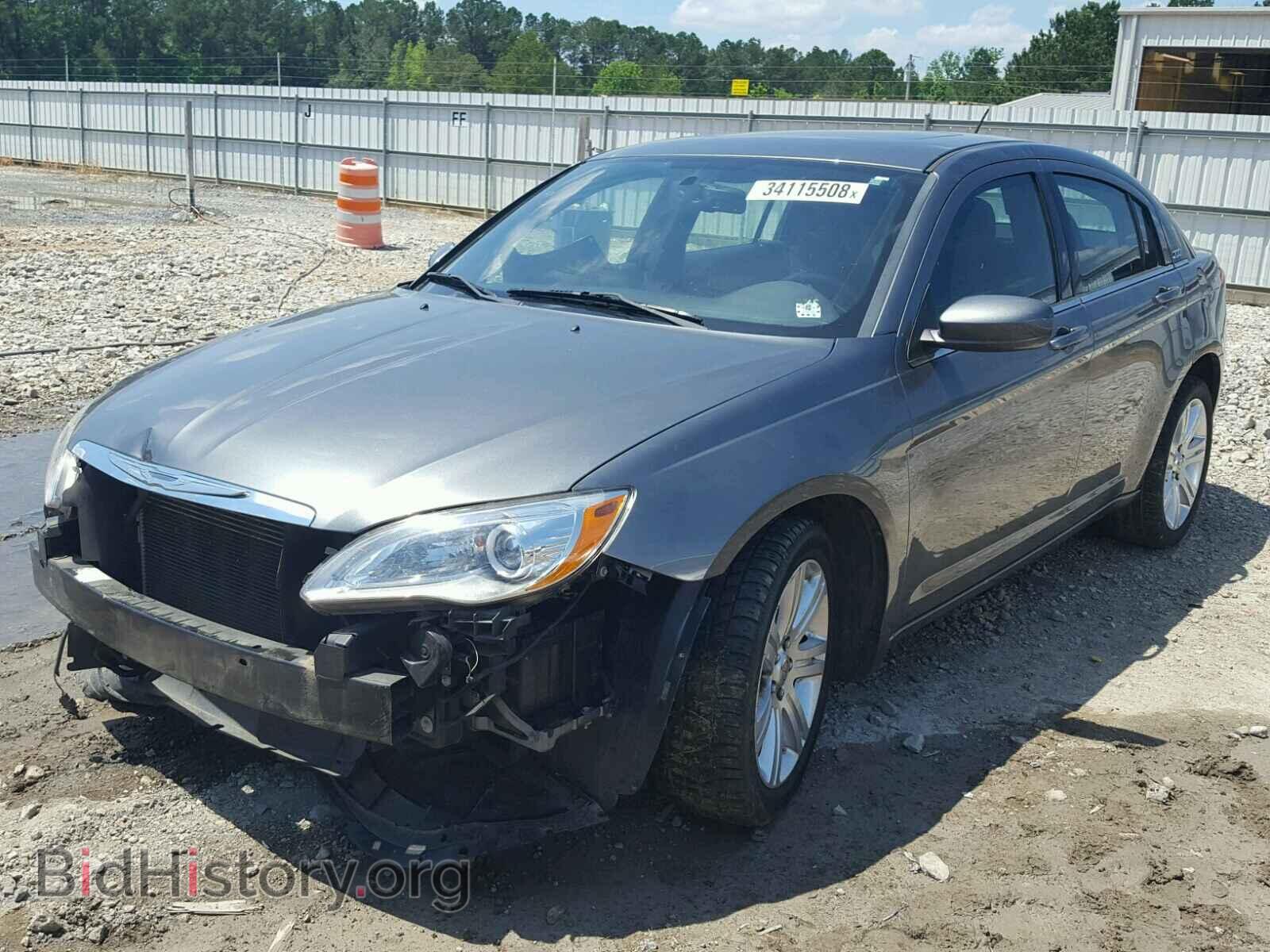 2013 CHRYSLER 200 - VIN: 1C3CCBBB2DN501175 - Фото 2