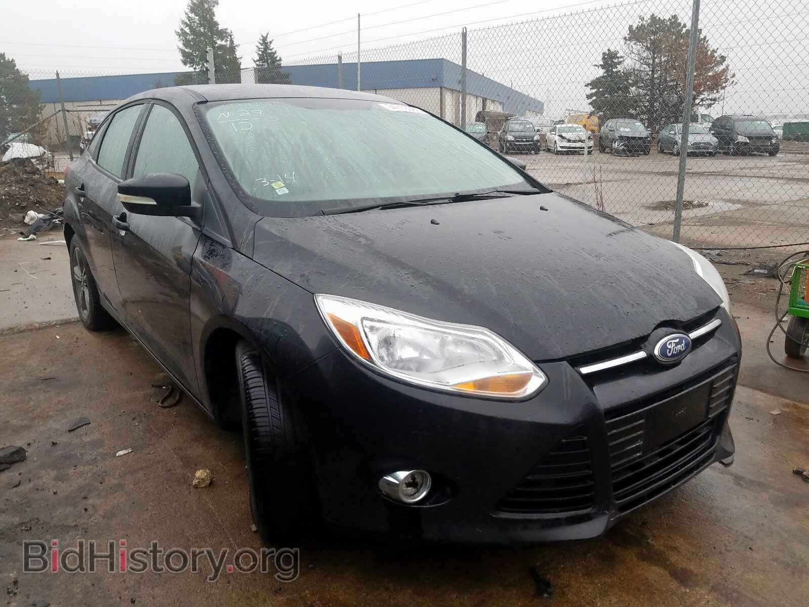 Photo 1FAHP3F24CL323811 - FORD FOCUS 2012