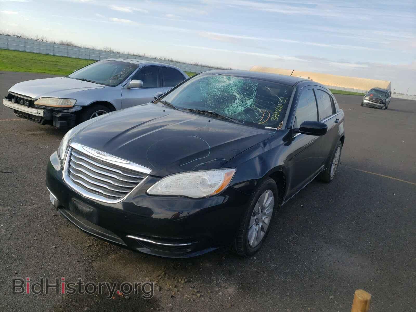 2014 CHRYSLER 200 - VIN: 1C3CCBAG0EN137594 - Фото 2