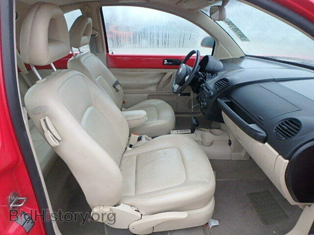 2000 VOLKSWAGEN BEETLE - VIN: 3VWCA21C0YM494669 - Фото 5