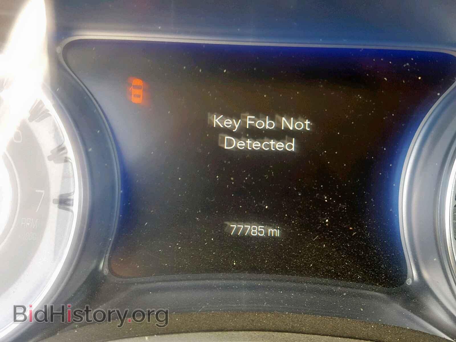 2015 CHRYSLER 300 - VIN: 2C3CCAAG7FH931450 - Фото 8