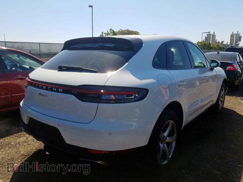 2020 Porsche MACAN (VIN WP1AA2A54LLB02037) — photo 4 of 10