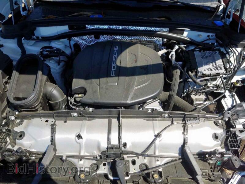 2020 Porsche MACAN (VIN WP1AA2A54LLB02037) — photo 7 of 10