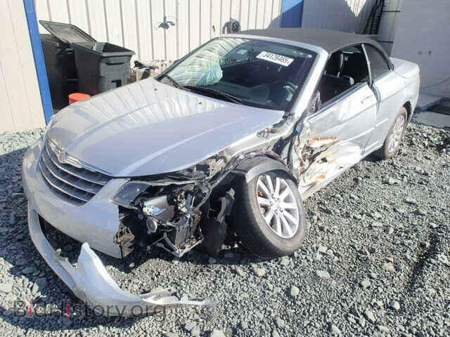 2010 CHRYSLER SEBRING - VIN: 1C3BC5ED2AN127950 - Фото 2